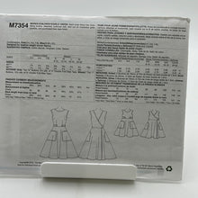 Load image into Gallery viewer, MCCALL&#39;S Pattern, Girls Dress (PMC7354)
