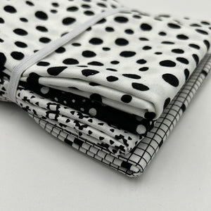 Quilting Cotton Bundle, Black & Whites (WQC1846:1847)