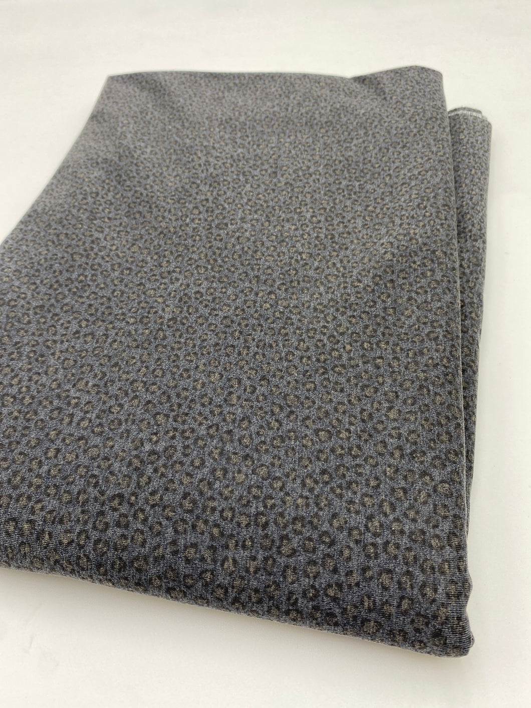 Supplex Jersey, Grey Animal Print (KAC0520)