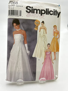 SIMPLICITY Pattern, Misses' Evening Dress (PSI7068)
