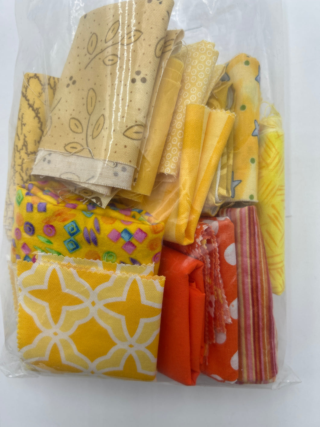 Quilting Cotton Scrap Bag, Oranges & Lemons (WQC2564)