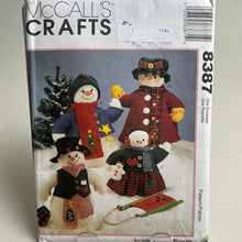 Load image into Gallery viewer, MCCALL&#39;S Pattern, Snow Family Decor (PMC8387)
