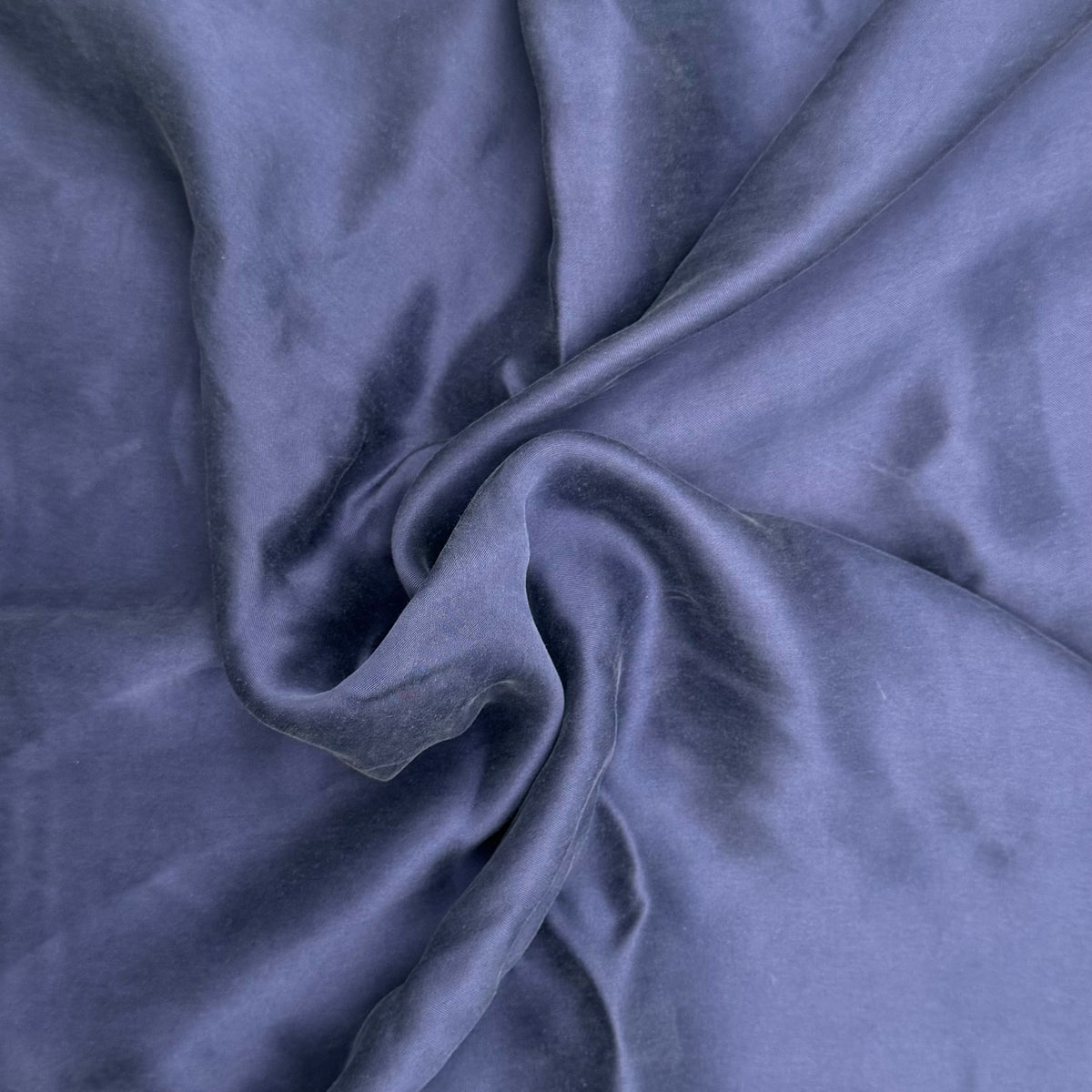 Velvety Sandwashed Cupro Dress Weight - Navy (WDW3696)