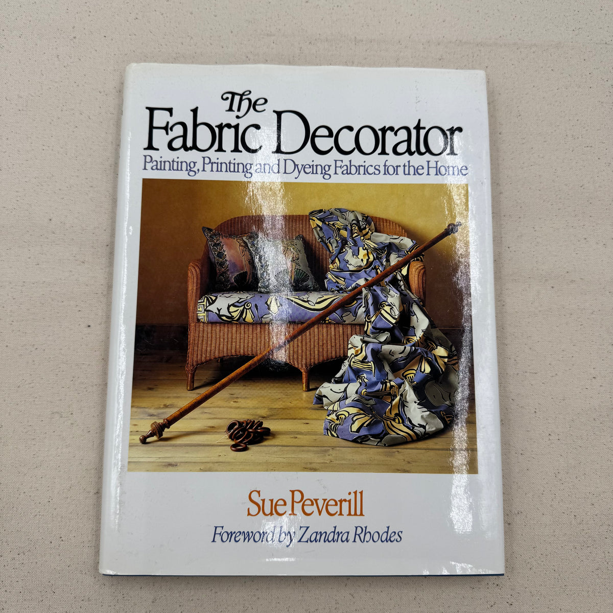 Interior Design Book - The Fabric Decorator (NBK0414)