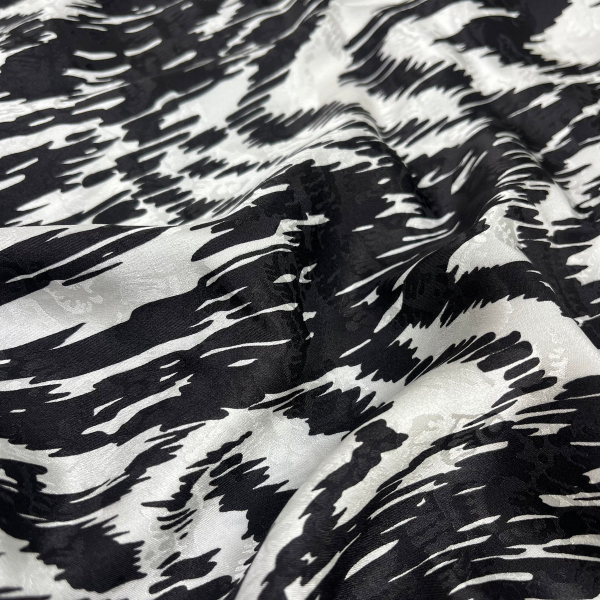 Silk Jaquard Dress Weight - Jungle (WDW3745)