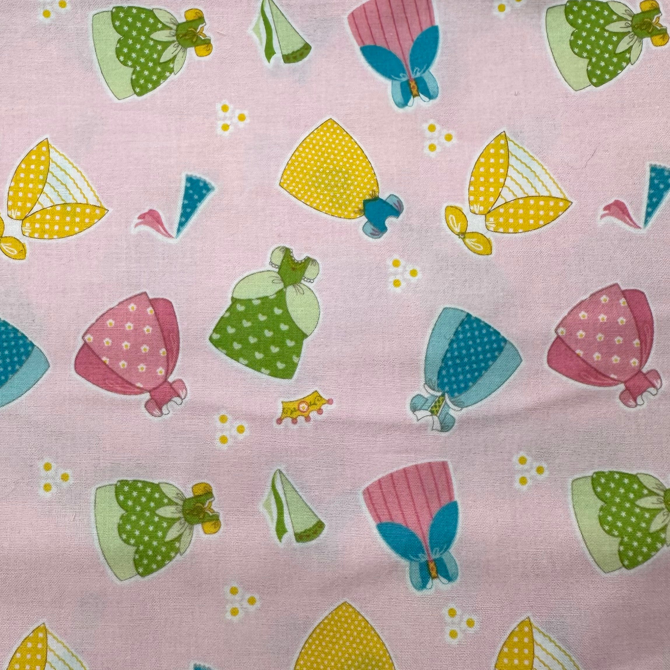 Quilting Cotton - Ball Gowns (WQC3226)