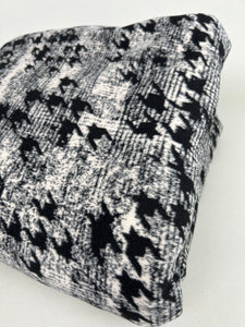 Coating, Distorted Houndstooth (WCW0247)
