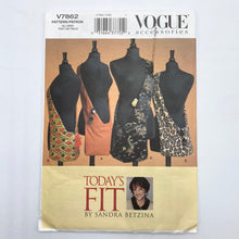 Load image into Gallery viewer, Bag Pattern - Vogue V7862 (NPA0007)

