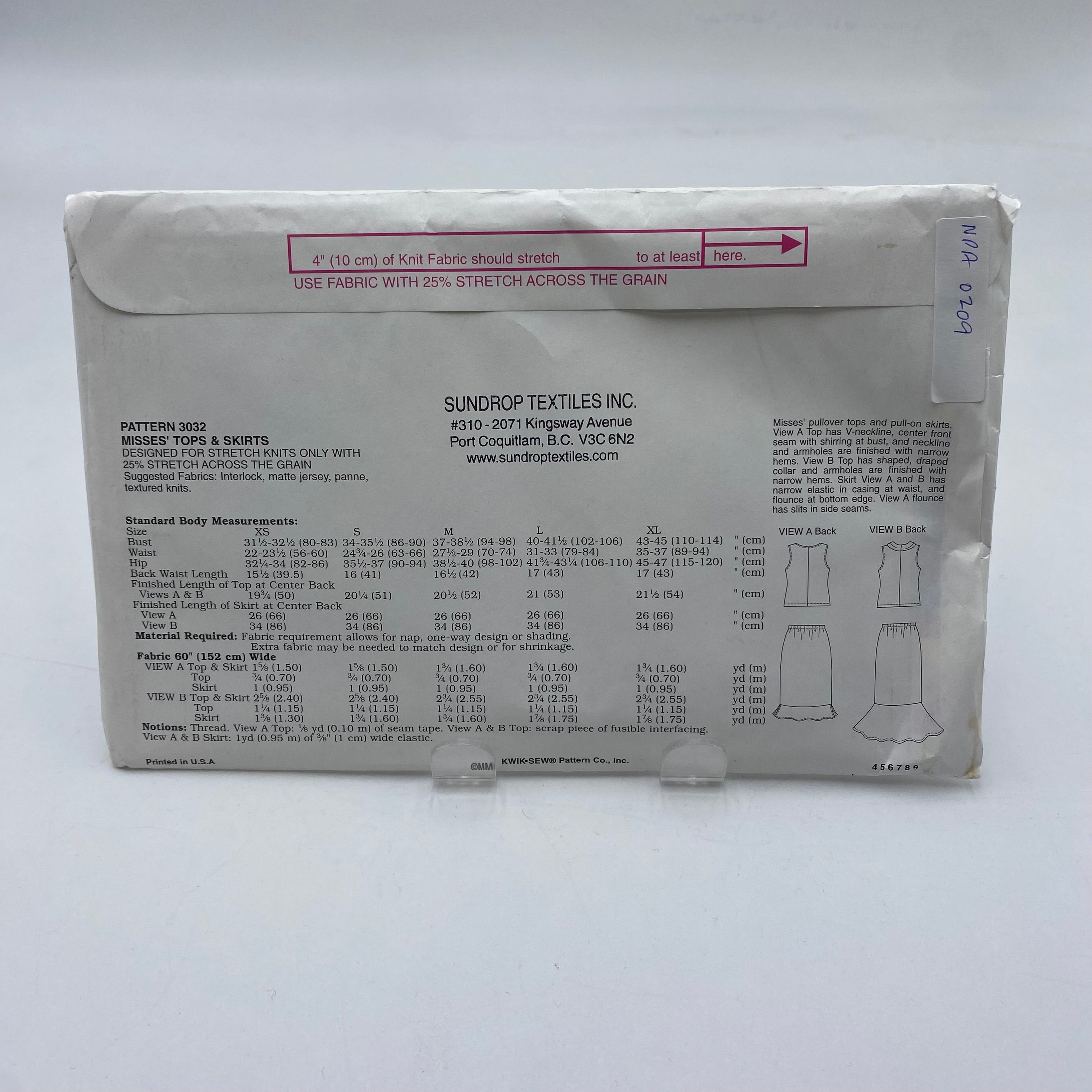 Kwik-Sew Pattern - Misses' Tops and Skirts 3032 (NPA0209)