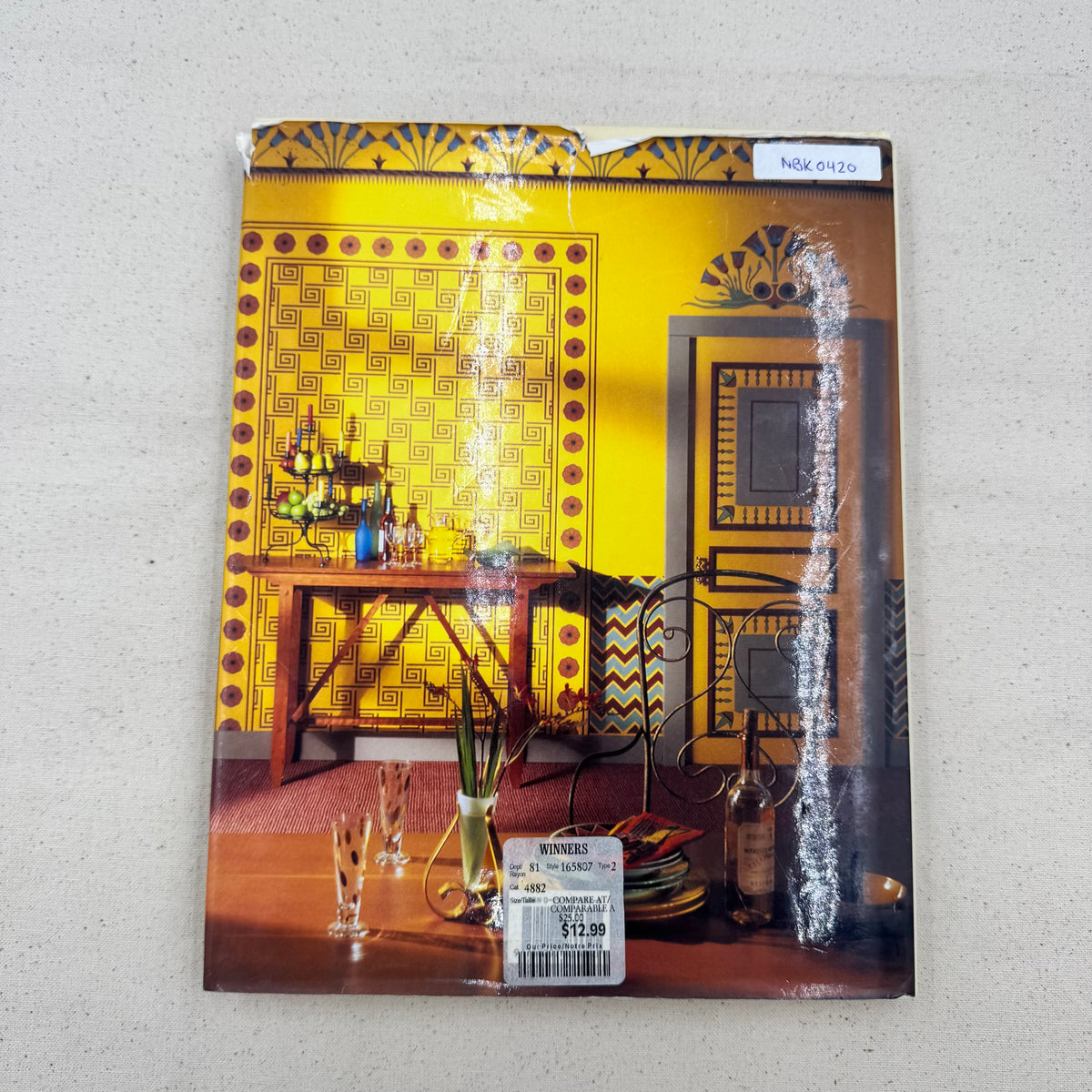 Crafting Book - Decorating with Stencils (NBK0420)