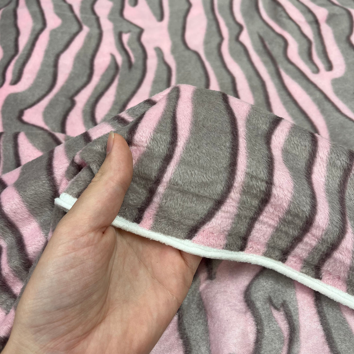 Fleece - Pink & Grey Zebra (KFC0392)