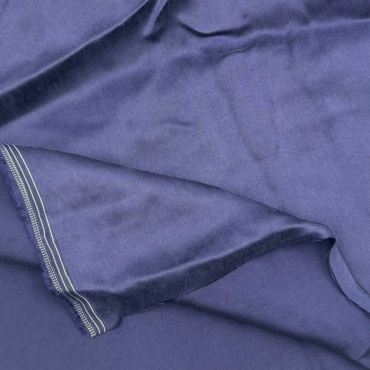 Velvety Sandwashed Cupro Dress Weight - Navy (WDW3696)