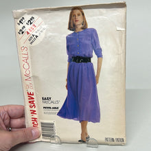 Load image into Gallery viewer, Vintage MCCALL&#39;S Pattern, Misses&#39; Dress (PMC4452)
