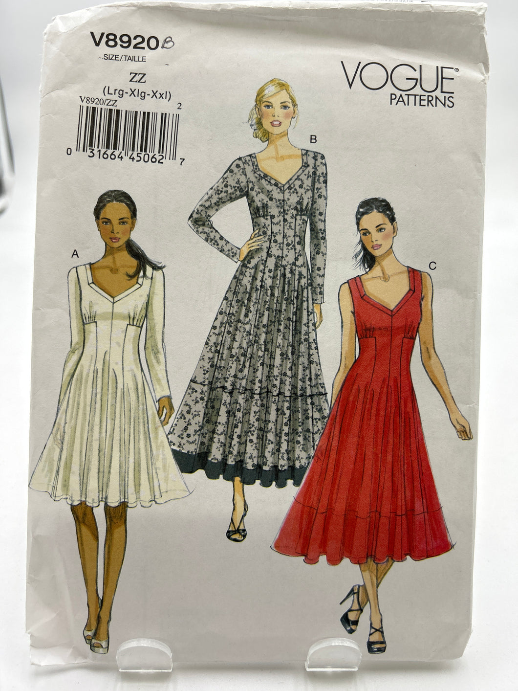 VOGUE Pattern, Misses' Dress (PVO8920B)