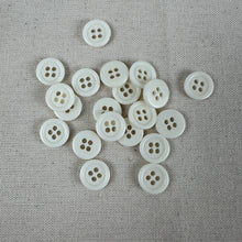 Load image into Gallery viewer, Buttons, Plastic, 1.1cm Cream (NBU0416)
