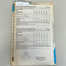 Load image into Gallery viewer, SIMPLICITY Vintage Pattern, Misses&#39; Pullover Dress (PSI6071)
