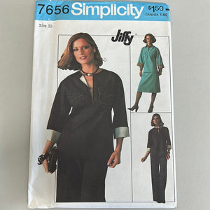 SIMPLICITY Vintage Pattern, Misses Pullover Top, Skirt & Pants (PSI7656)