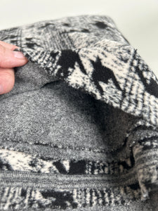 Coating, Distorted Houndstooth (WCW0247)