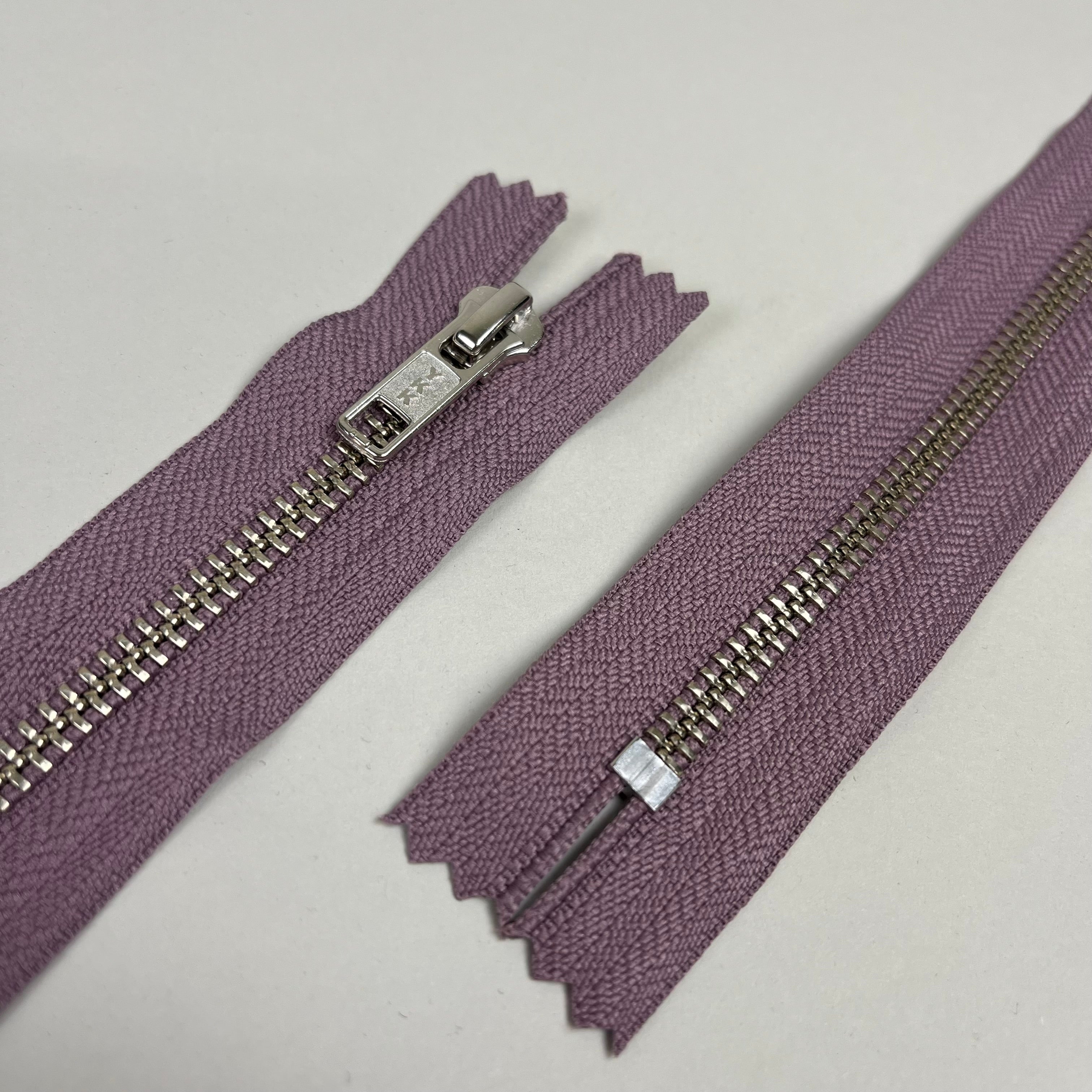 Separating Metal Zipper - Mauve & Silver/Gold 21.5" (NZP0314)