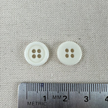 Load image into Gallery viewer, Buttons, Plastic, 1.1cm Cream (NBU0416)
