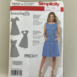 SIMPLICITY Pattern, Misses'/Petite Dress (PSI1652)