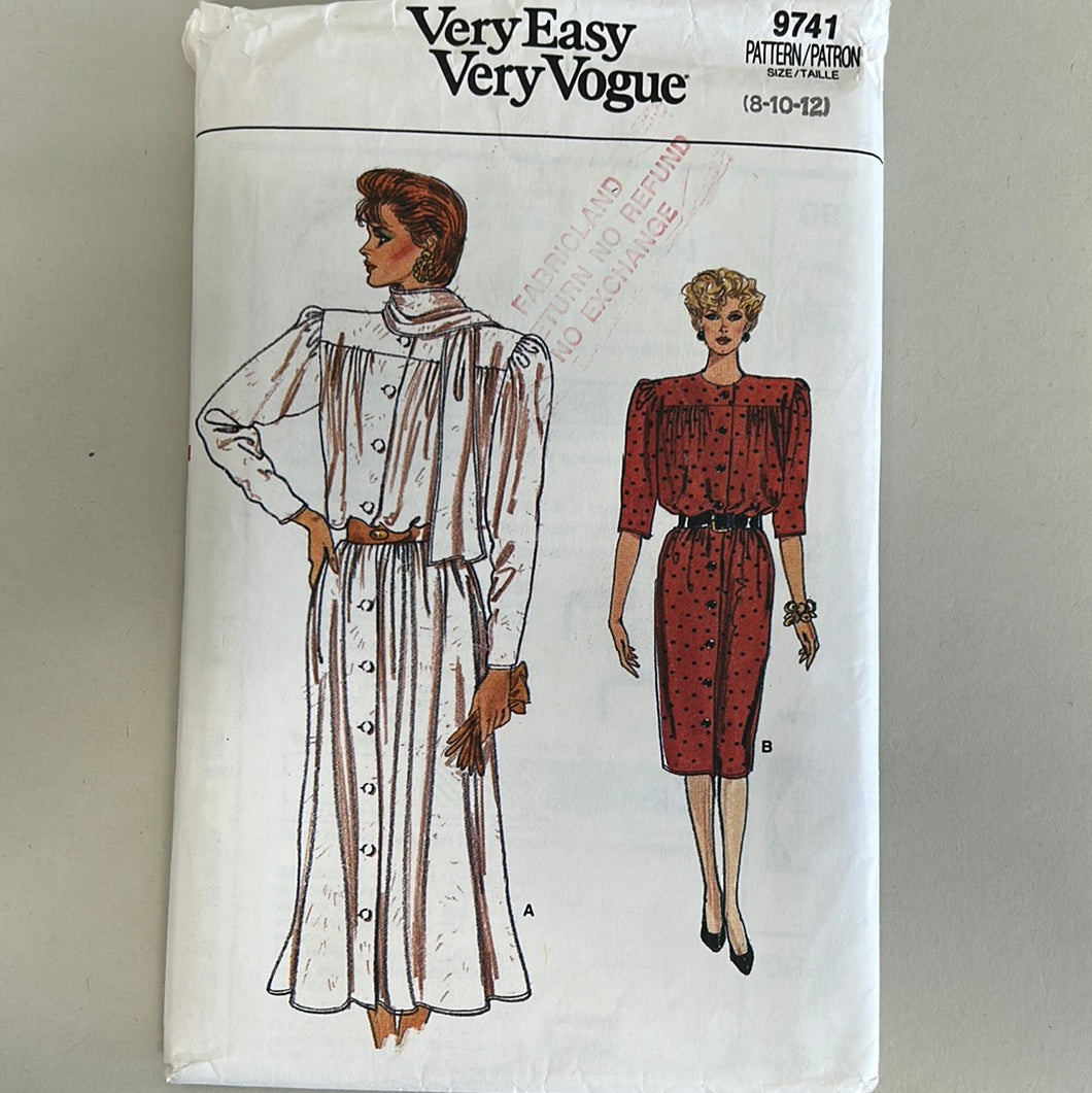 Vintage VOGUE Pattern, Misses' Dress (PVO9741)