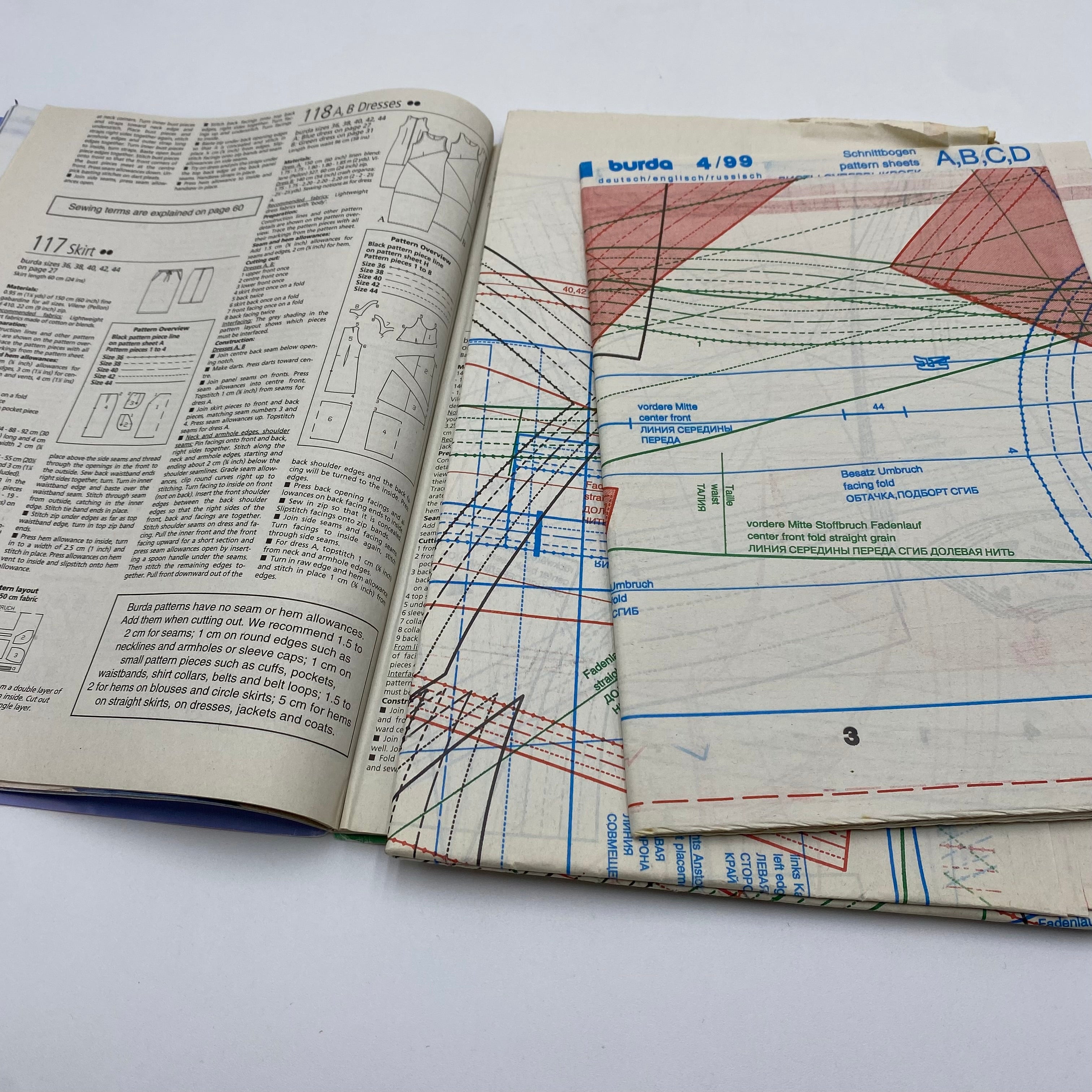 Burda Magazine - April 1999 (NBK0128)