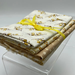 Quilting Cotton Fat Quarter Bundle, Yellow & Cream (WQC1690)