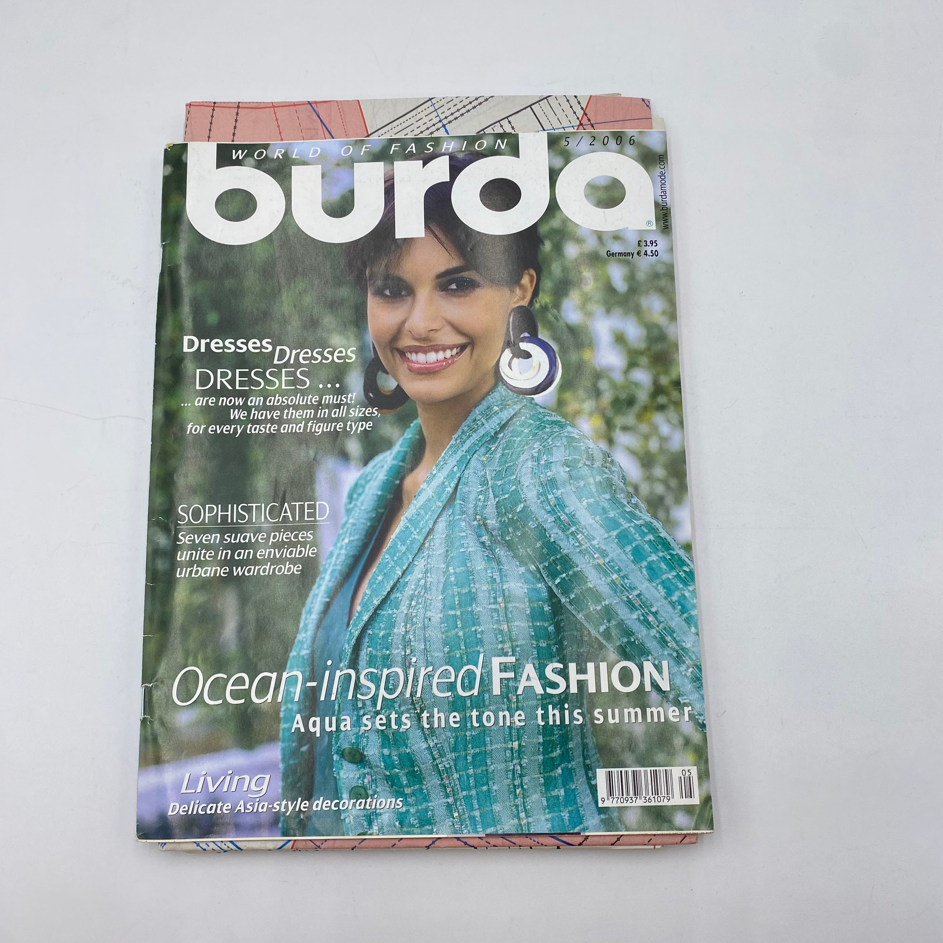Burda Magazine - May 2006 (NBK0235)
