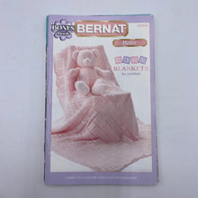 Load image into Gallery viewer, Crochet Books - 4-pack  (NBK0031)
