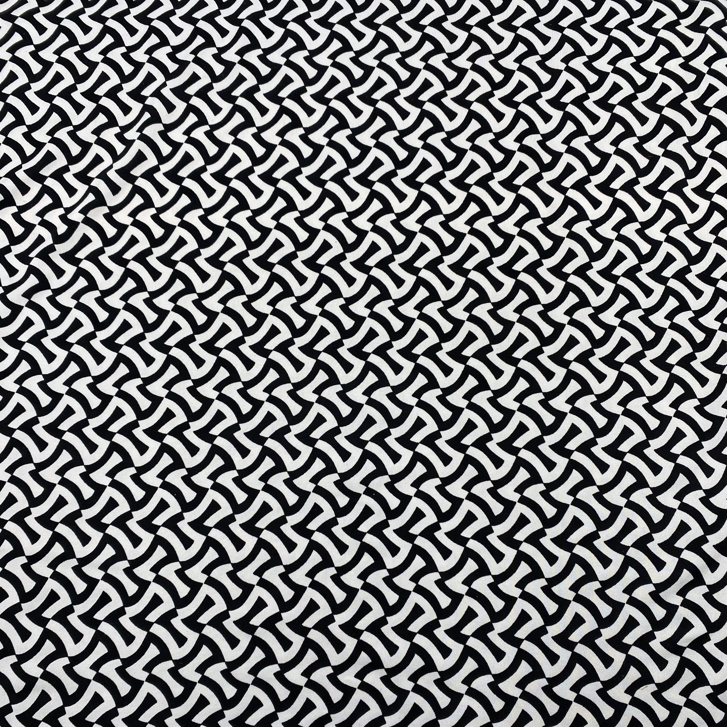 Slinky Jersey Knit - Black and White Interlocking Tile (KJE1430)