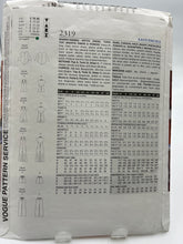 Load image into Gallery viewer, VOGUE Pattern, Misses&#39; Tunic &amp; Pants Outfit (PVO2319)
