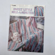 Load image into Gallery viewer, Crochet Books - 4-pack (NBK0036)
