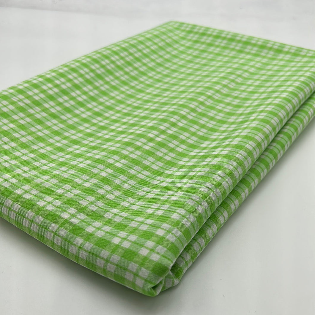Blouse Weight, Apple Green & White Check (WDW1828)