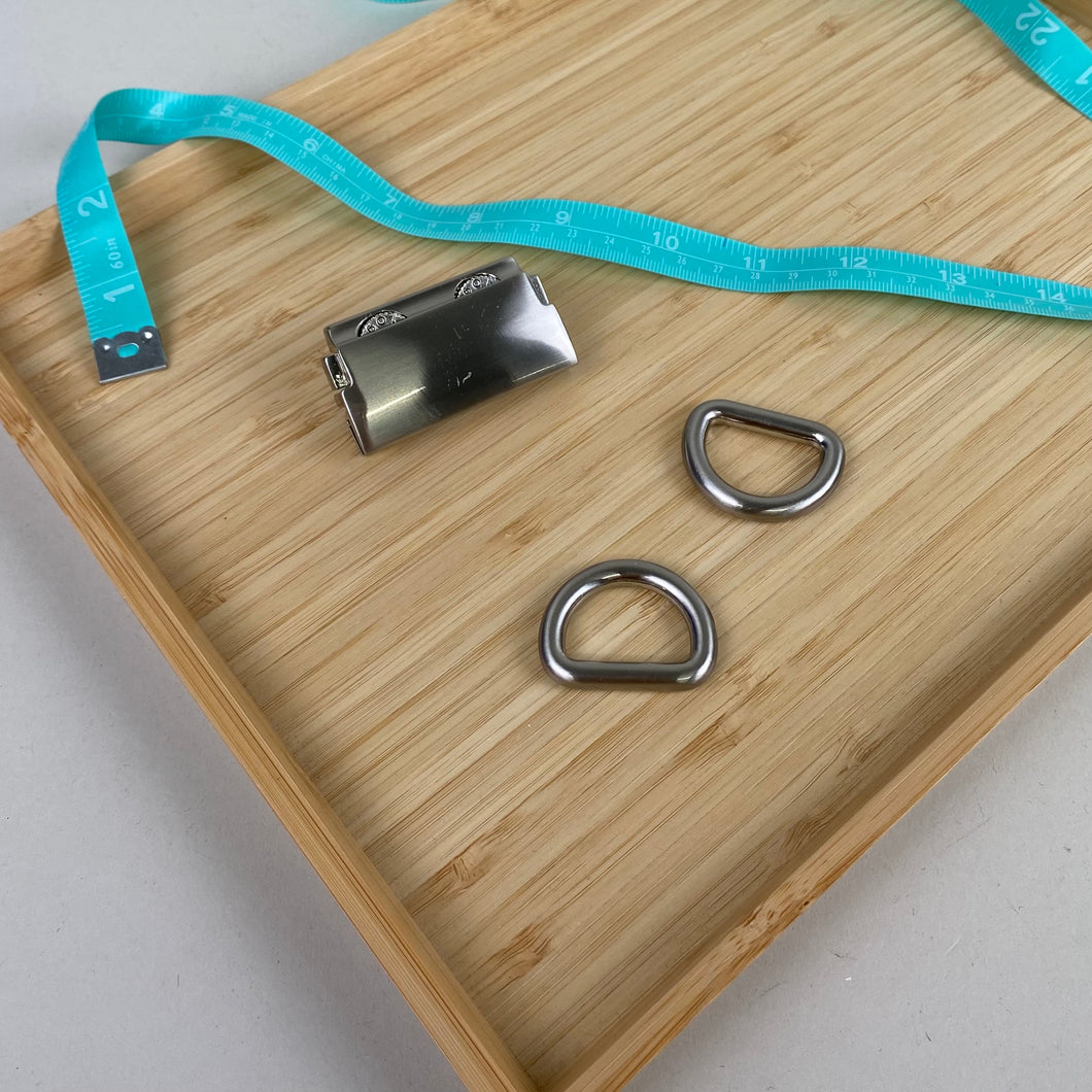 Combination Lock + 30mm D-Rings (2x) - Pewter Tone (NXX1570)