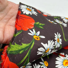 Load image into Gallery viewer, Woven Dress Weight, Poppies &amp; Daisies on Brown(WDW2110)
