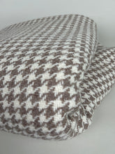 Load image into Gallery viewer, Wool Coating, Tan &amp; Cream Houndstooth (WCW0246)
