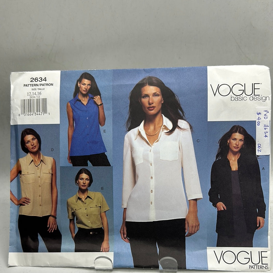 VOGUE Pattern, Misses' Petite Top (PVO2634)