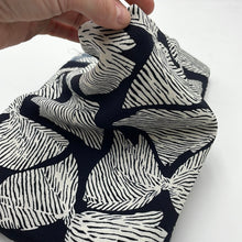 Load image into Gallery viewer, Blouse Weight, Black &amp; White Bow Ties (WDW1799)
