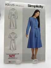 Load image into Gallery viewer, SIMPLICITY Pattern, Misses&#39; Dress (PSI9225)
