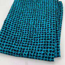 Load image into Gallery viewer, Blouse Weight, Houndstooth - 3 Colours (WDW1513:1520.26)
