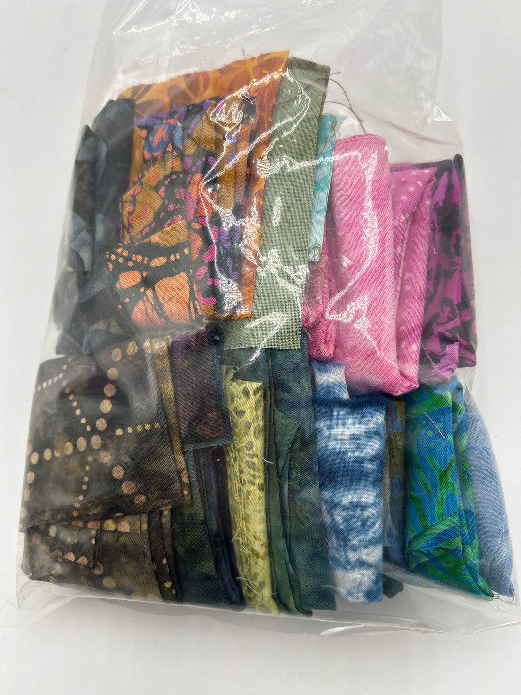 Quilting Cotton Scrap Bag, Mixed Batiks #2 (WQC2566)