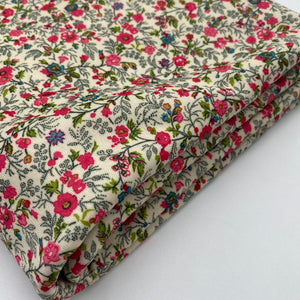 Knit, Pink Floral on Cream (KXX0162)