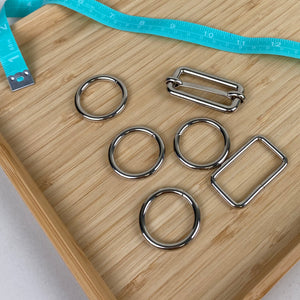30mm O-Rings (x4) + Slider and Rectangle Ring - Silver Tone (NXX1547)