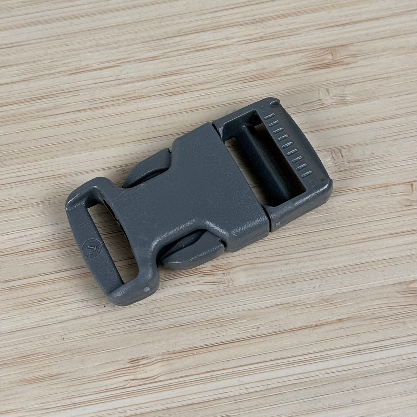 1" Parachute Clips, Grey (NXX1210)