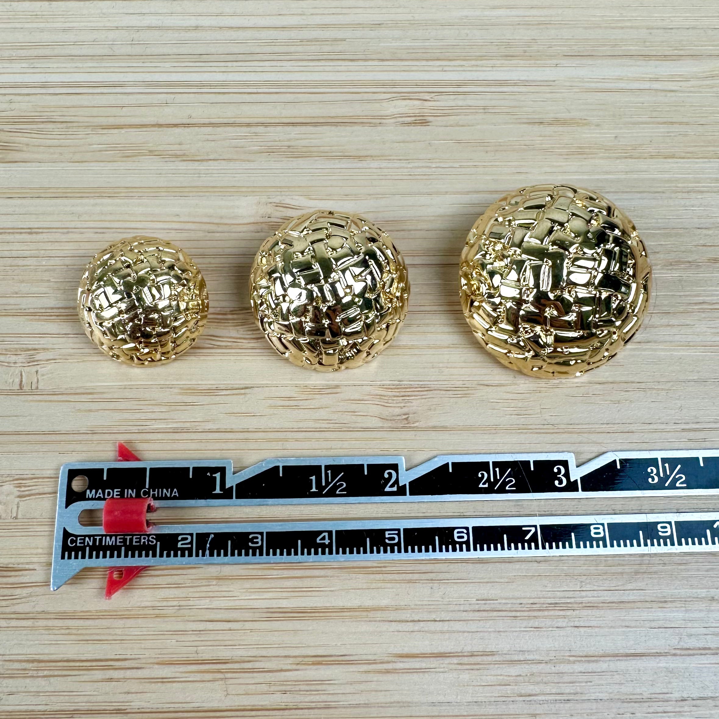 Buttons - Gold Plastic (NBU0032:34)