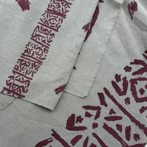 Silk Dress Weight - Burgundy on Grey (WDW3083)