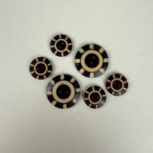 Novelty Button, Brown & Cream (NBU0655)
