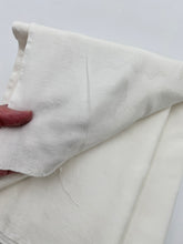 Load image into Gallery viewer, Damask Cotton Shirting, Soft White (WDW2414)
