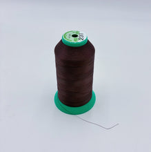 Load image into Gallery viewer, Fujix King Thread - Plum (NTH1140)
